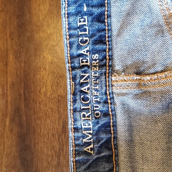 American Eagle Outfitters Blue Denim mini skirt size 2 distressed Frayed - Picture 9 of 10